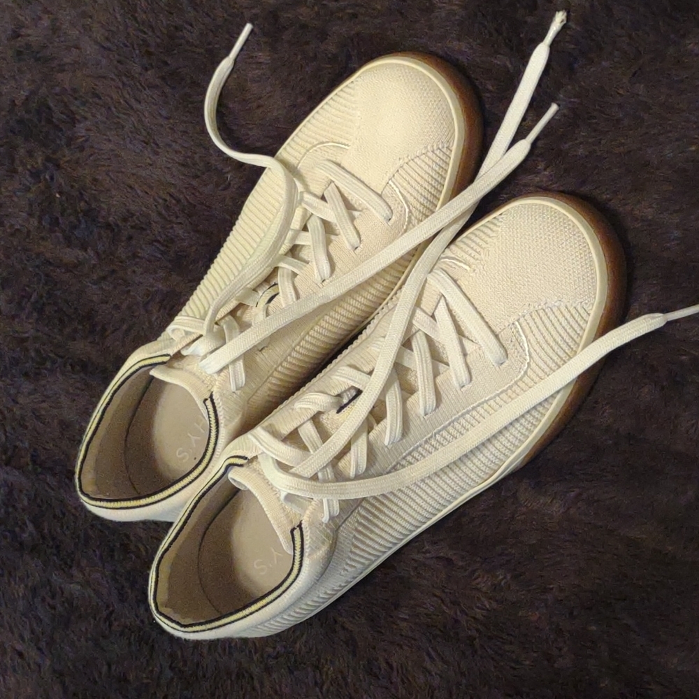 Rothy's the lace up sneaker, women's size 10 vanilla/cream